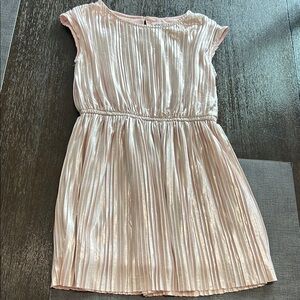 H&M new dress w/o tags size 5-6